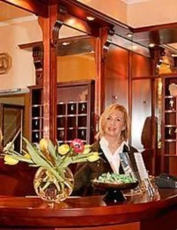 Am Kochbrunnen Hotel Wiesbaden